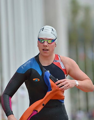 Michelle wins a silver medal in triathlon 5 months after ostomy surgery